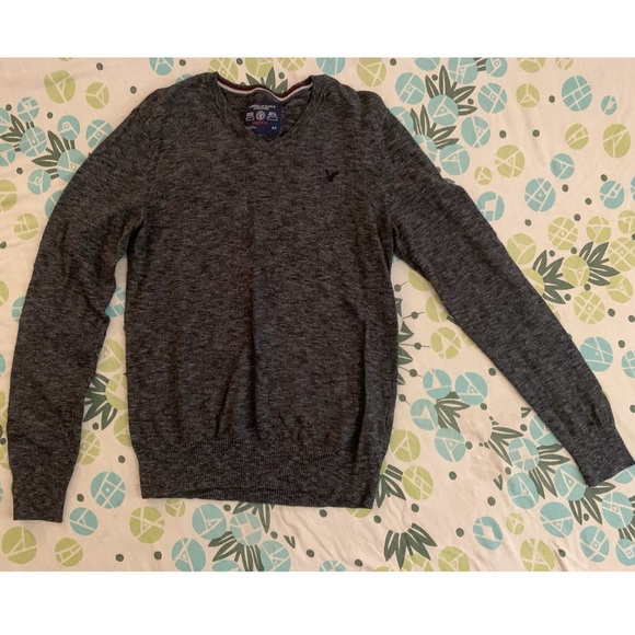 2/$20 American Eagle Gray Sweater - Picture 5 of 5